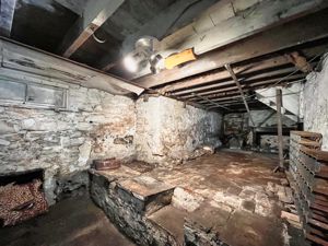 Photo 35- click for photo gallery